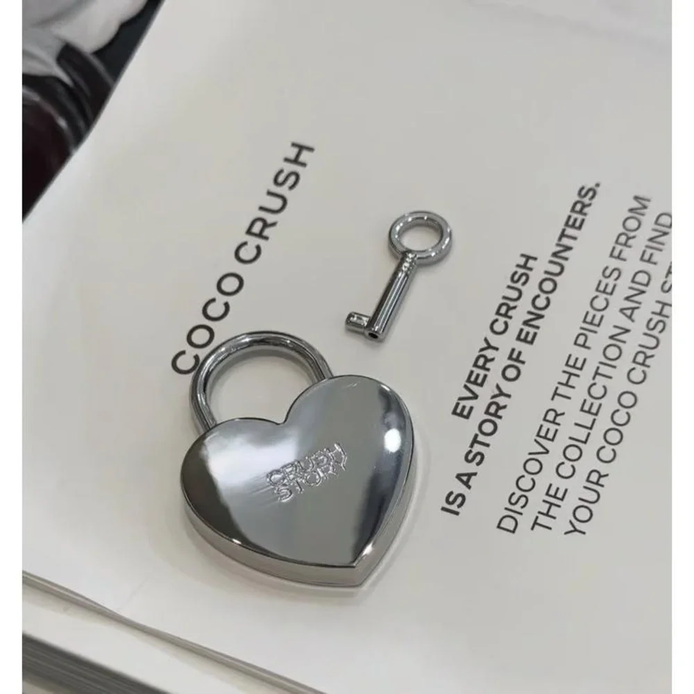 NIB Sealed Chanel Coco Novelty Crush Lock and Key